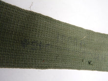 Lade das Bild in den Galerie-Viewer, Original WW2 British Army 44 Pattern Shoulder Cross Straps Set - 1945 Dated - The Militaria Shop