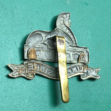 Load image into Gallery viewer, Original WW2 British Army Cap Badge - The Lincolnshire Regiment - The Militaria Shop