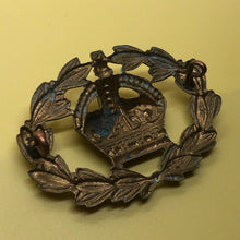 Load image into Gallery viewer, Original WW2 British Army Cap Badge - Warrant Officer - The Militaria Shop