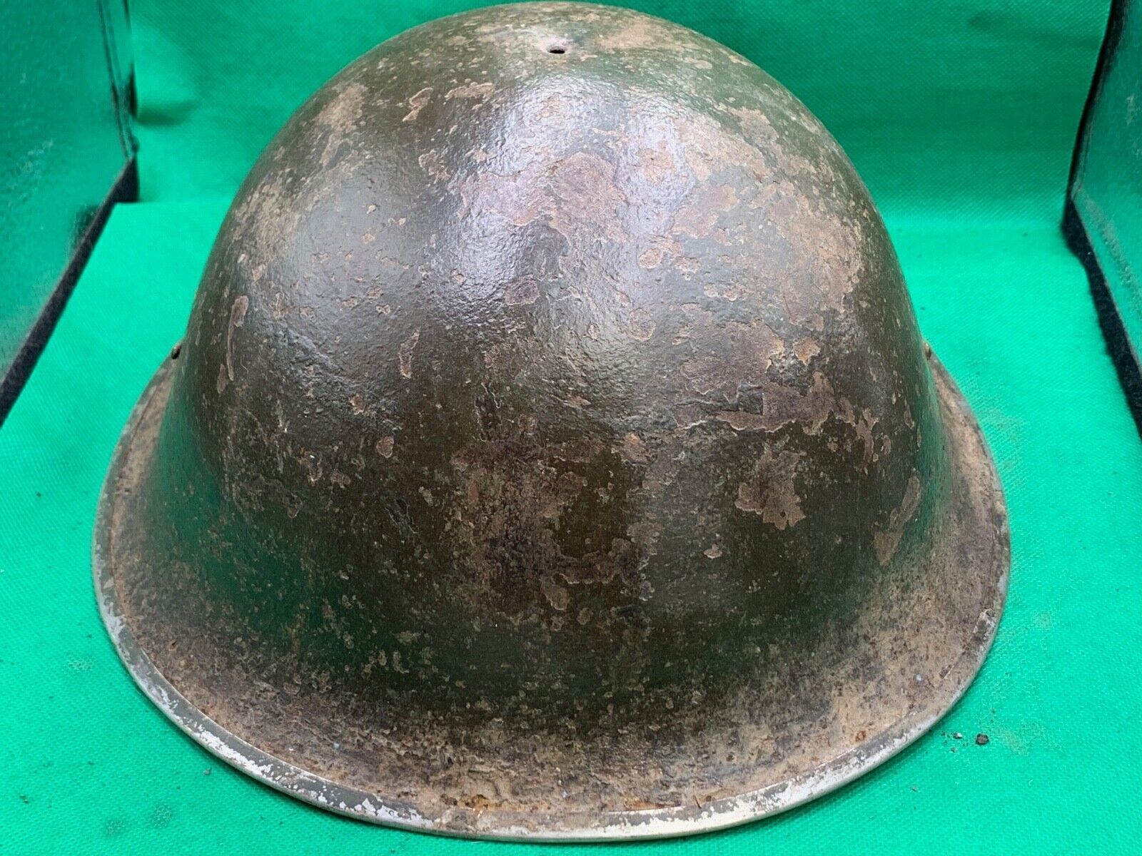 Genuine WW2 Canadian & British Army Helmet - Turtle Mk3 Helmet - The Militaria Shop