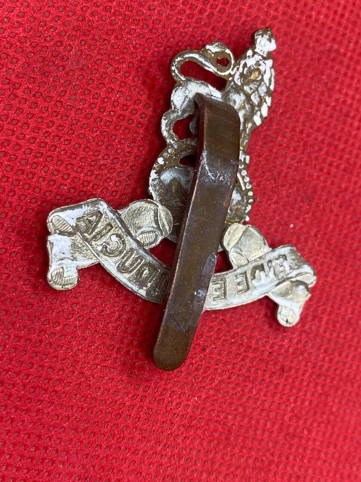 Original British Army - ARMY PAY CORPS Regiment Cap Badge - The Militaria Shop