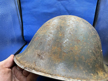 Charger l'image dans la galerie, WW2 British / Canadian Army Mk3 Combat Turtle Helmet - Good Original Helmet - The Militaria Shop