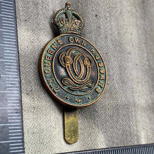 Load image into Gallery viewer, Original WW2 7th Queen's Own Hussars British Army Cap Badge - The Militaria Shop