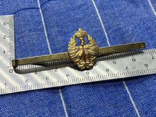 Load image into Gallery viewer, Original Spanish Army Veterans / Sweetheart Gilt Metal Brooch / Pin - The Militaria Shop