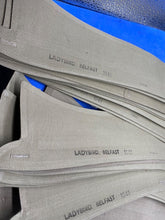 Charger l'image dans la galerie, WW2 - 1941 Dated British Army Detachable Shirt Collar - Size 16 - One Original. - The Militaria Shop