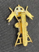Lade das Bild in den Galerie-Viewer, Original British Army 12th Lancers Regiment Cap Badge - The Militaria Shop