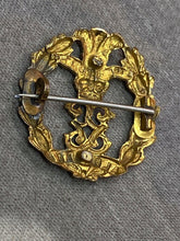 Load image into Gallery viewer, Original WW1 / WW2 British Army Middlesex Regiment Sweetheart Brooch - The Militaria Shop