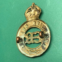 Load image into Gallery viewer, Original British Army Edward VIII The Life Guards Cap Badge - The Militaria Shop