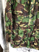 Lade das Bild in den Galerie-Viewer, RARE User Trials Jacket! British Army DPM Combat Smock - Size 190/104 - The Militaria Shop