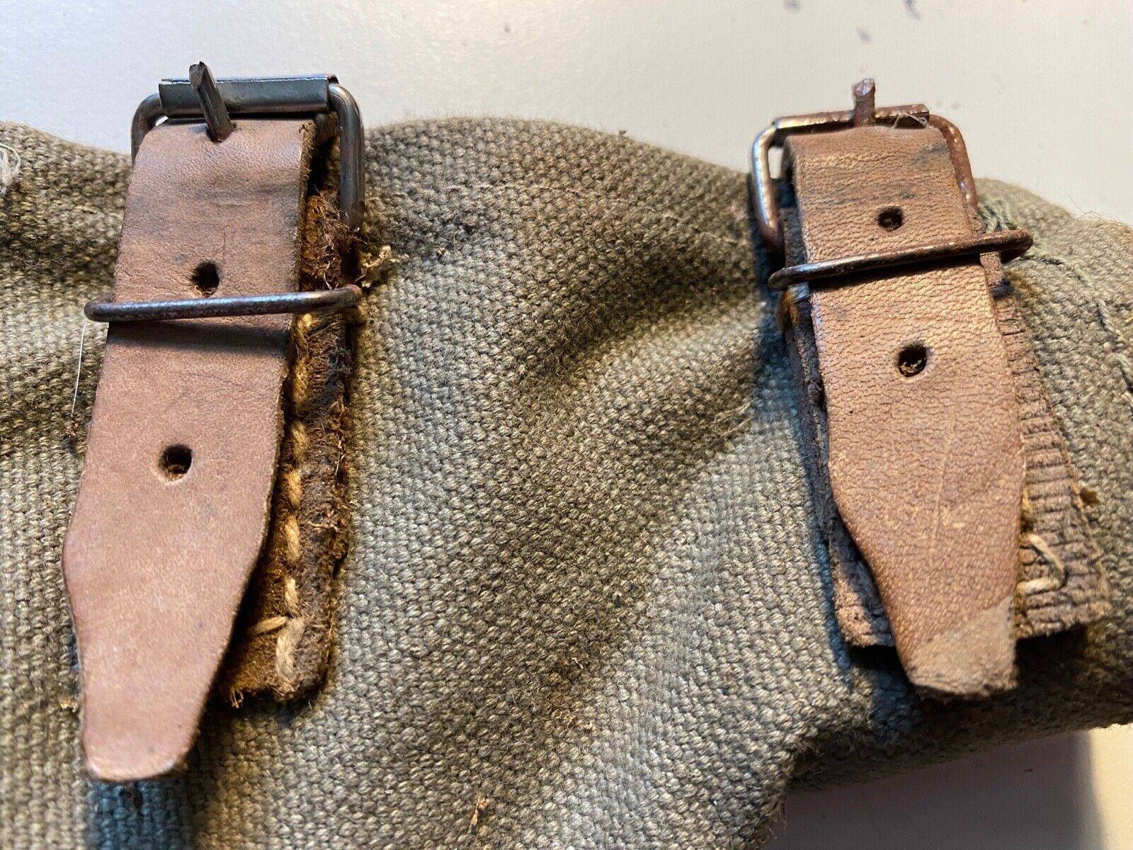 A canvas 1915 pattern Bulgarian Army issue pick-axe head cover. Good condition. - The Militaria Shop