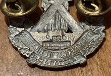 Load image into Gallery viewer, WW2 Onwards Canadian Army The Cameron Highlanders of Ottawa collar badge - The Militaria Shop