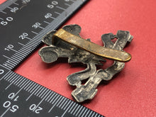 Lade das Bild in den Galerie-Viewer, Original WW1 British Army Glamorgan Imperial Yeomanry Cap Badge - The Militaria Shop