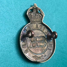 Load image into Gallery viewer, Original British Army Edward VIII The Life Guards Cap Badge - The Militaria Shop