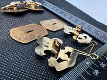 Load image into Gallery viewer, Genuine Unissued Kings Regiment Bi-Metal British Army Collar Badges - The Militaria Shop