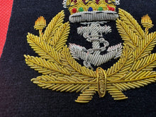 Charger l'image dans la galerie, British Royal Navy Bullion Embroidered Blazer Badge - The Militaria Shop