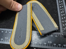 Load image into Gallery viewer, Genuine German post WW2 Bundeswehr Shoulder Boards Epaulettes Signal Corps - NEW - The Militaria Shop