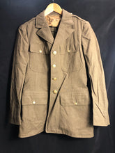 Lade das Bild in den Galerie-Viewer, Original WW2 US Army Class A Dress Jacket 1942 - Private Ryan Prop - 38" Re - The Militaria Shop