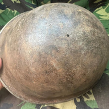 Charger l'image dans la galerie, Original WW2 British / Canadian Army Mk3 Turtle Helmet - The Militaria Shop