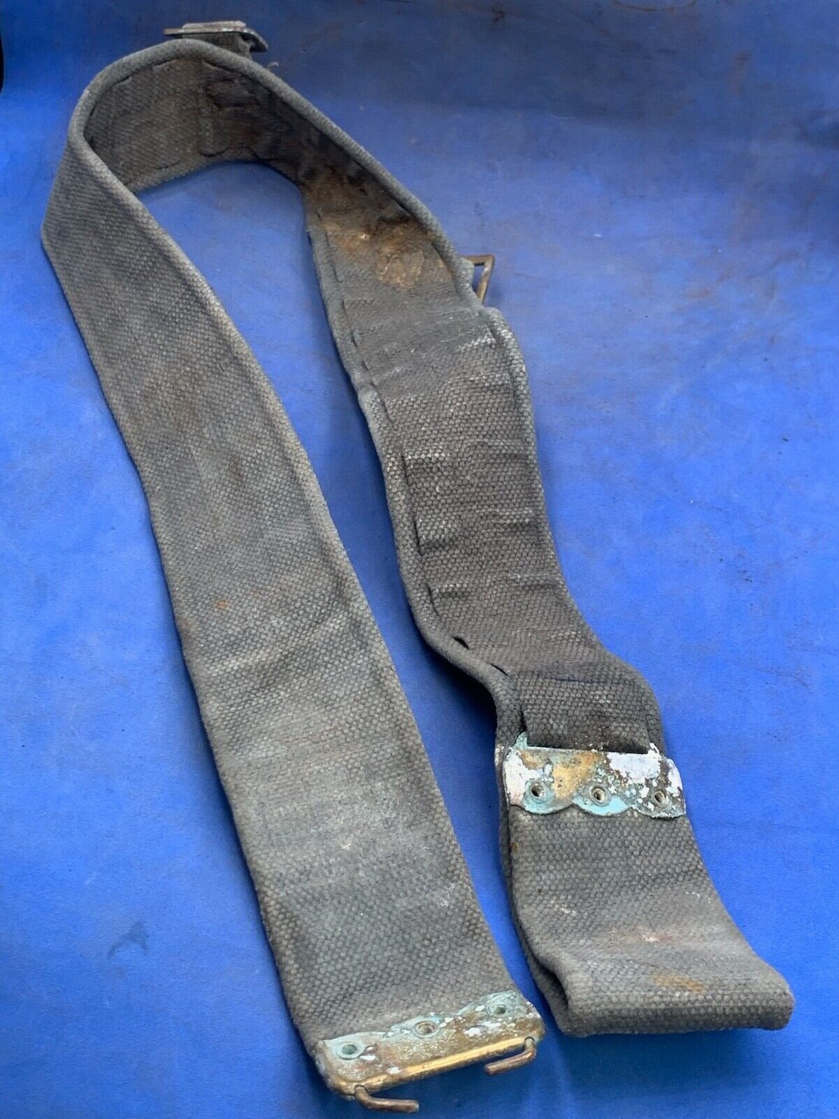 Original WW2 British Army / RAF 37 Pattern Webbing Belt - 40" Waist - The Militaria Shop