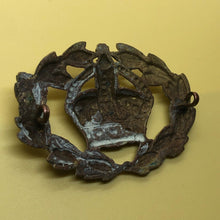Load image into Gallery viewer, Original WW2 British Army Cap Badge - Warrant Officer - The Militaria Shop