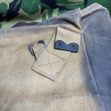 Charger l'image dans la galerie, British Army / RAF 37 Pattern Large Pack - WW2 Pattern -Used Condition Original - The Militaria Shop