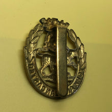 Load image into Gallery viewer, Original WW2 British Army Cap Badge - York and Lancaster Regiment - The Militaria Shop