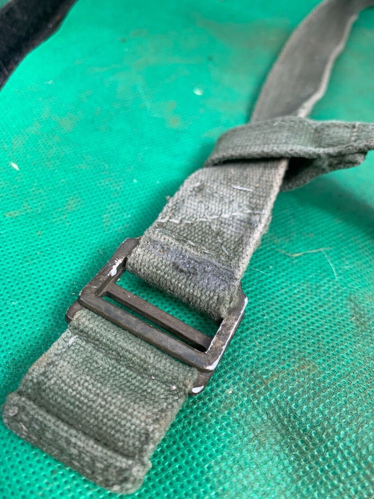 Original WW2 British Army 44 Pattern Shoulder Strap - The Militaria Shop