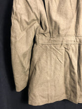 Lade das Bild in den Galerie-Viewer, Original WW2 US Army Class A Dress Jacket 1942 - Private Ryan Prop - 38" Re - The Militaria Shop