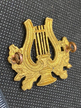 Load image into Gallery viewer, Original British Army Musicians Cap / Collar Badge - The Militaria Shop