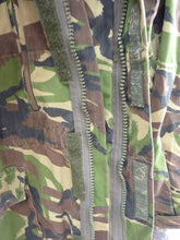 Charger l'image dans la galerie, British Army Jungle DMP Jacket - 42" Chest - The Militaria Shop