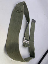 Load image into Gallery viewer, Original WW2 British Army 44 Pattern Shoulder Strap - The Militaria Shop