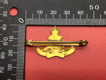 Load image into Gallery viewer, Original WW1 WW2 British Army Sweetheart Brooch - Royal Artillery - The Militaria Shop