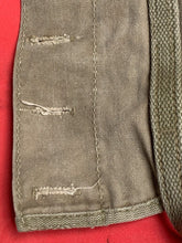 Charger l'image dans la galerie, Original WW2 US Army M1928 Haversack Pack Tail - 1942 Dated - The Militaria Shop