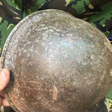 Charger l'image dans la galerie, Original WW2 British / Canadian Army Mk3 Turtle Helmet - The Militaria Shop