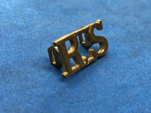 Load image into Gallery viewer, Original WW2 British Army Royal Scots (RS) Brass Shoulder Title - The Militaria Shop