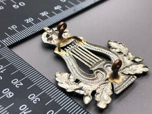 Charger l'image dans la galerie, Original WW2 British Army Musicians / Bandsmans Cap Badge - The Militaria Shop
