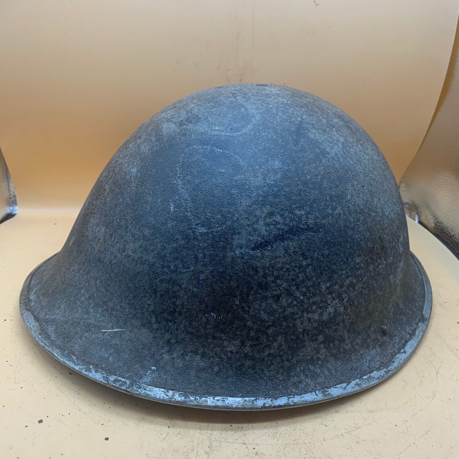 Original WW2 Onwards (1945-1952) British Army Mk4 Turtle Helmet - The Militaria Shop
