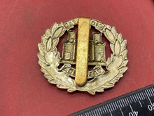 Load image into Gallery viewer, WW1 / WW2 British Army Northamptonshire Regiment Brass / White Metal Cap Badge. - The Militaria Shop