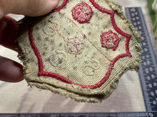 Lade das Bild in den Galerie-Viewer, Original British Blazer Badge - Unknown - University etc ? - The Militaria Shop