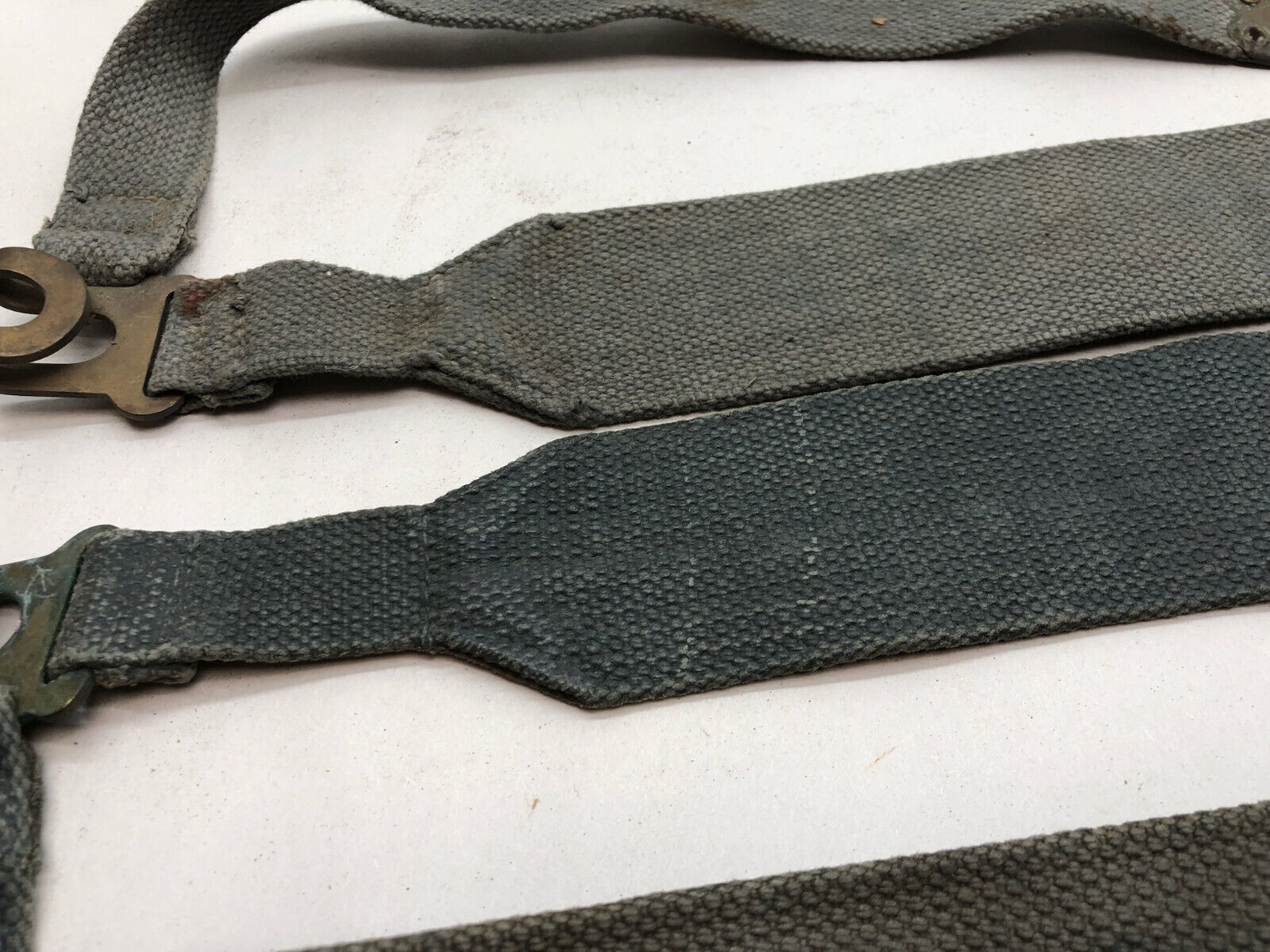 Original WW2 British Royal Air Force Blue 37 Pattern L Strap Set - The Militaria Shop