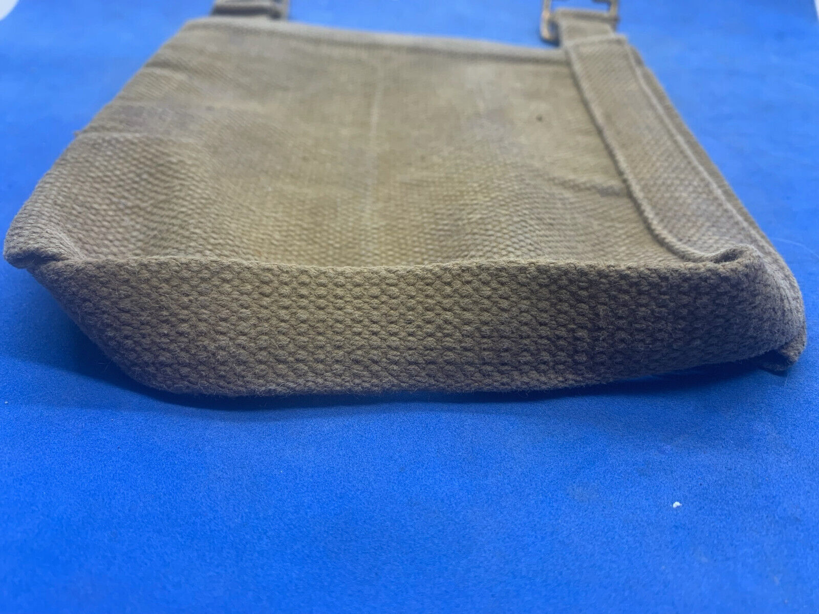 WW2 British Army / RAF 37 Pattern Webbing Water Bottle Carrier Harness Original - The Militaria Shop