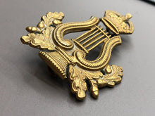 Load image into Gallery viewer, Original WW1 British Army Cap Badge - Musicians / Bandsmans King's Crown - The Militaria Shop