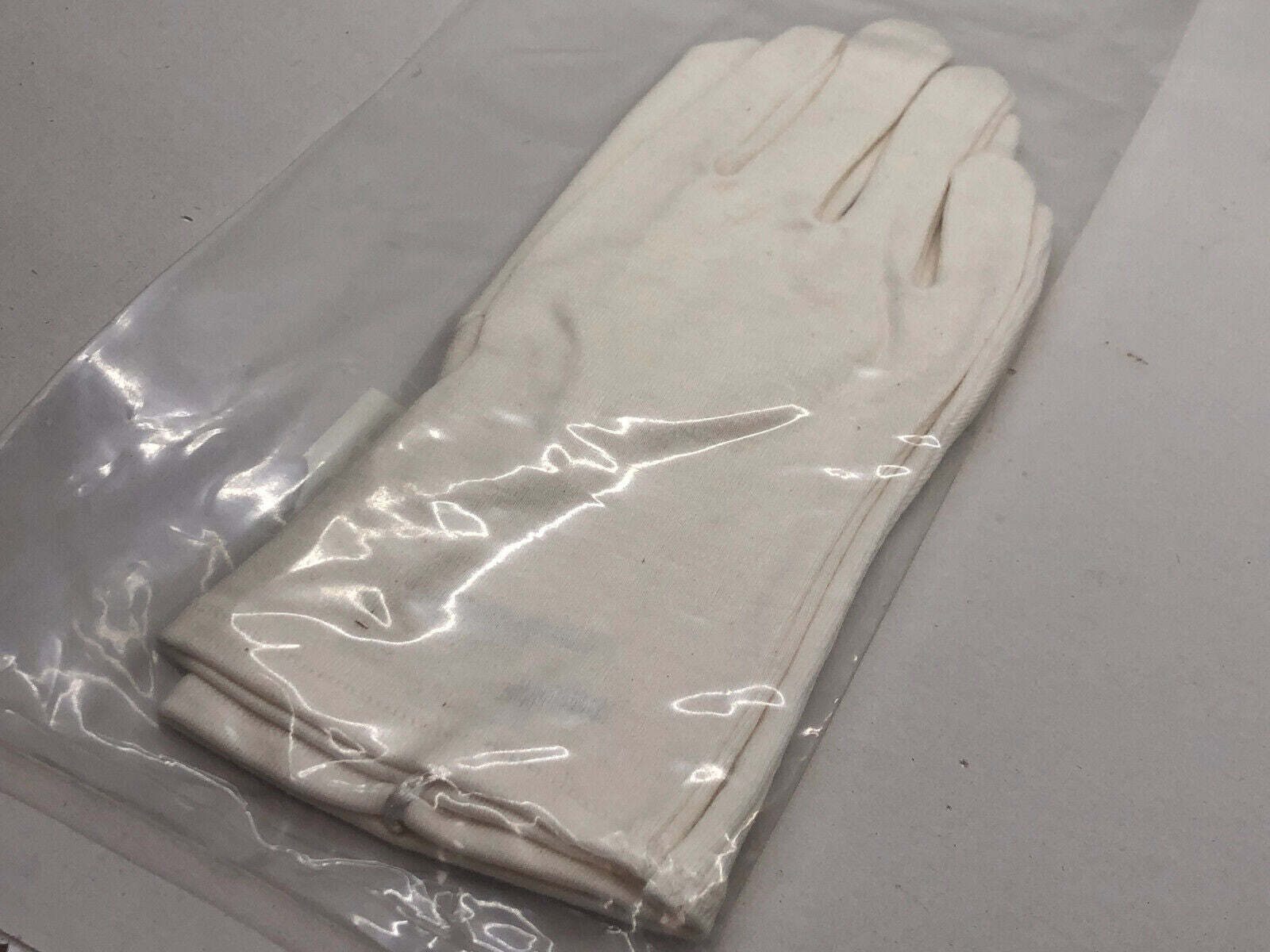 NEW Genuine British Army NBC Inner Protective Gloves - Ideal for Parade / MP Use - The Militaria Shop