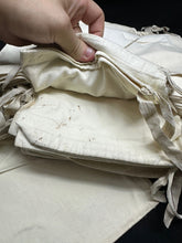 Charger l'image dans la galerie, Original WW2 British Army Mess Tin Cover / Dry Food Bag - New Old Stock - The Militaria Shop