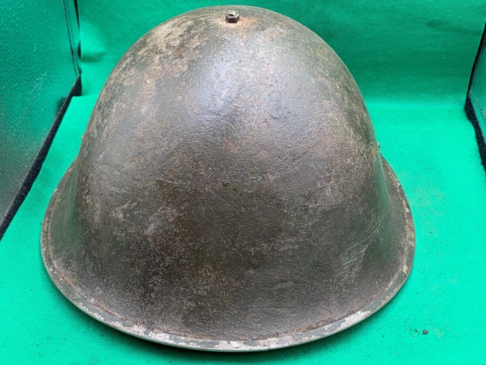 Genuine WW2 Canadian & British Army Helmet - Turtle Mk3 Helmet - The Militaria Shop