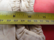 Load image into Gallery viewer, Original WW2 British Army Gunners Winter White Gloves - 1942 - The Militaria Shop