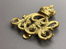 Charger l'image dans la galerie, Original WW1 British Army Cap Badge - Army Pay Corps - The Militaria Shop