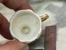 Charger l'image dans la galerie, Original Vintage Crested China Ware Cup - RYDE - Isle of Wight - The Militaria Shop