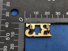 Load image into Gallery viewer, Original WW2 British Army Royal Scots (RS) Brass Shoulder Title - The Militaria Shop