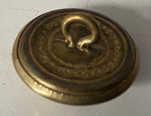 Lade das Bild in den Galerie-Viewer, Victorian crown gilt The Queen's Royal Regiment tunic button - 24mm. - The Militaria Shop